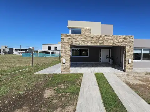 Colectora Ruta Calos Paz S/n