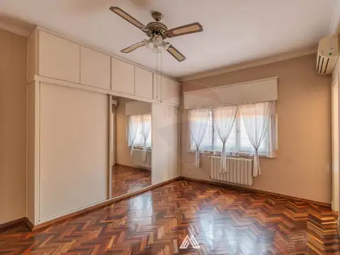 Departamento 7 ambientes con 5 baños