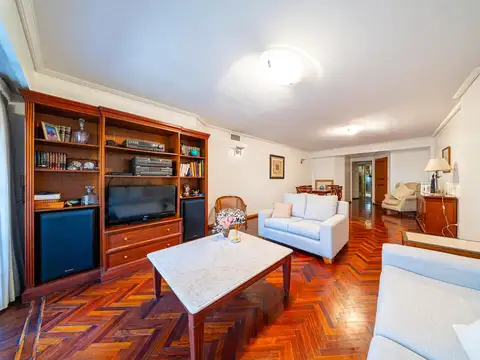 Departamento en Venta de 7 ambientes