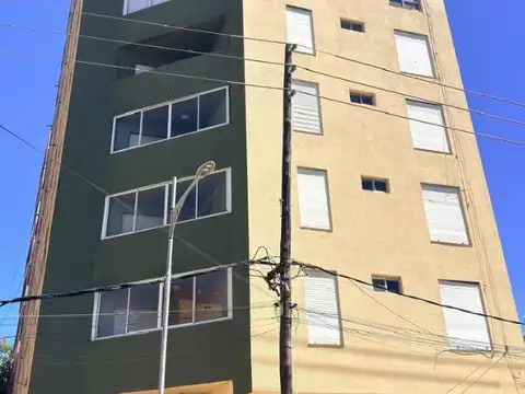 Alquiler anual de dpto monoambiente a 150mts del mar!