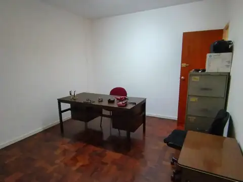 Oficina en Venta 55 años
