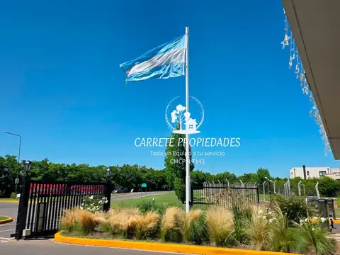 Casa en venta estilo Racionalista 4 ambientes. Barrio Santa Elena. Pilar 100