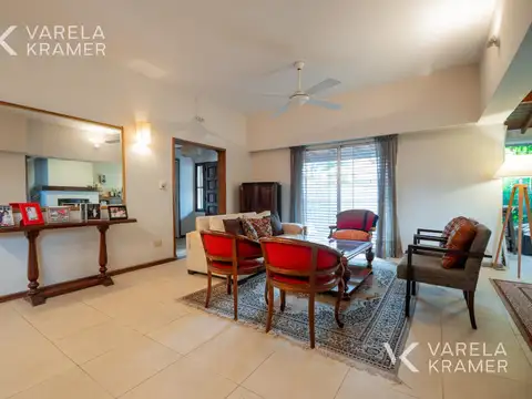 Casa 6 ambientes con 3 baños