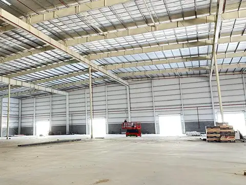 Galpon en Venta 155  mts Fondo