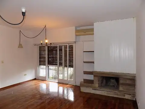 Depto Tipo Casa en Venta 53 años