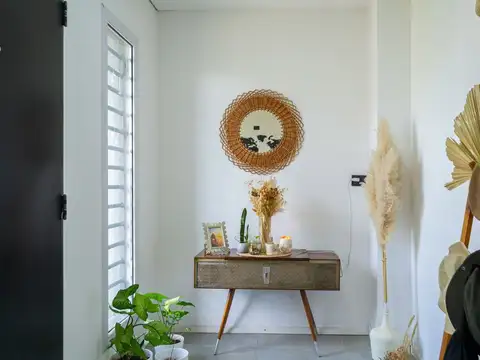 Casa en Venta en Burzaco, USD 118.000