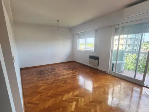Departamento en Alquiler de 4 ambientes