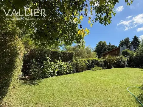 Casa en Venta con 1 cochera