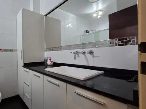 Depto Tipo Casa en Venta en Agronomia, USD 340.000