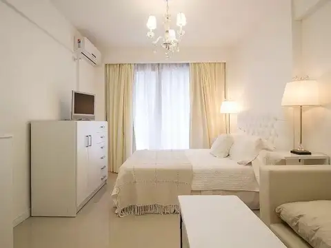 1 AMBIENTE | Av. General Las Heras al 2700