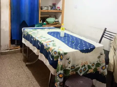 Casa 3 ambientes con 1 baño