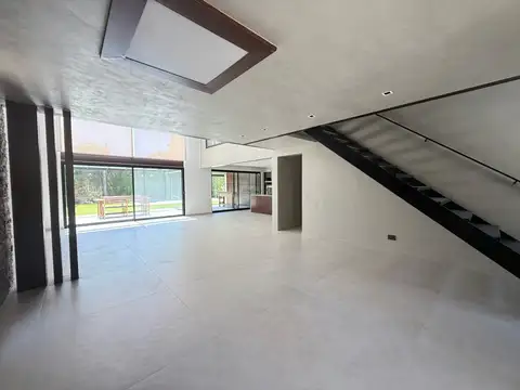 Casa en Venta al Este