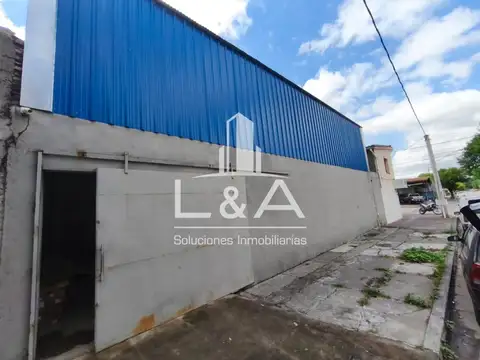 EN ALQUILER GALPÓN Y LOCAL COMERCIAL