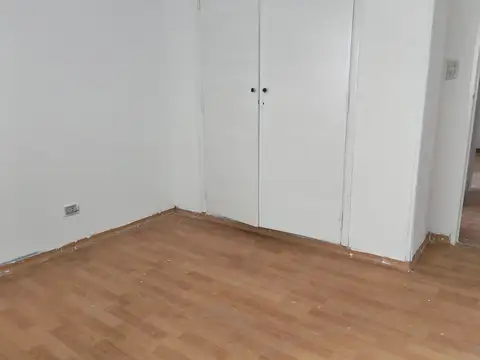 ALQUILER- CABALLITO - 3 AMBIENTES- APTO COMERCIAL