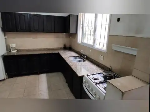 CASA EN 2 PLANTAS, 5 DORMITORIOS C/GARAJE. IDEAL FAMILIA NUM