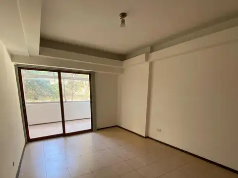 Oficina en Alquiler en Centro, $ 600.000