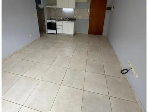 Departamento en Alquiler en Ramos Mejia, $ 425.000