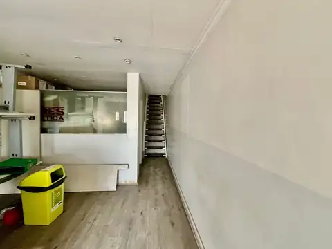 Oficina en Venta 28 años