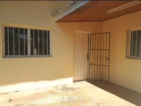 CF1303 - DOS CASAS EN VENTA EN MISMO TERRENO - AV. ARECO Y ALMTE. BROWN