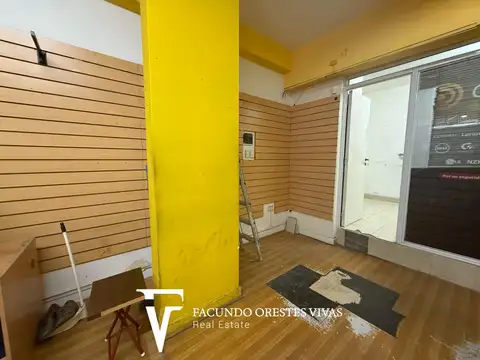 Local en Venta 40 años