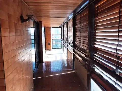 Departamento 4 ambientes con 3 baños