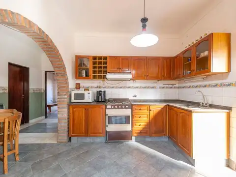 VENTA CASA 5 AMB TORCUATO JARDIN QUINCHO TERRAZA