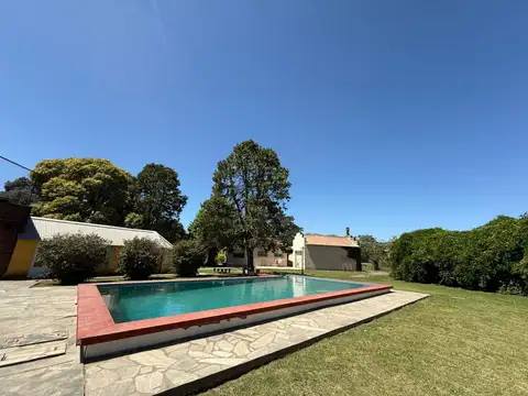 Casa - Venta - Argentina, Lobos - Angueira 2000