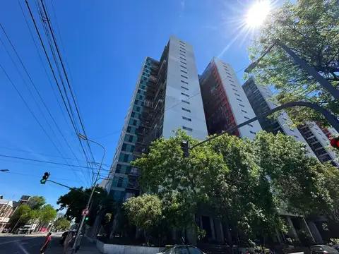 MATHEU 1700, Piso 18