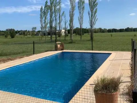 Casa en Venta en Chascomus, USD 240.000