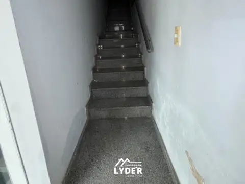 Av. Sarmiento 715 100