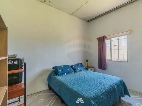 Venta casa 4 dormitorios y 2 apartamentos en Pando