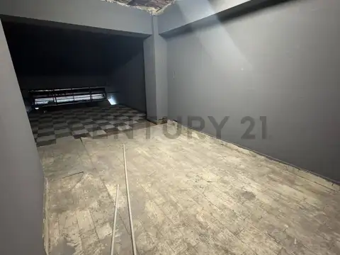 Rivadavia 3100, Piso 0