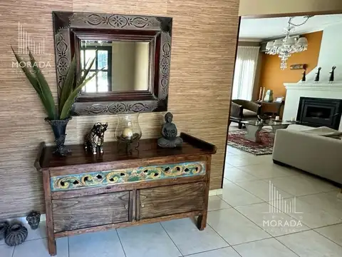 Boulevard de todos los santos 5700, Santa Clara