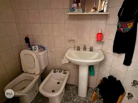 Local en Venta 25 años