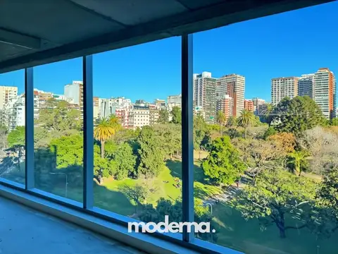 Oficina en Alquiler con 2 cocheras