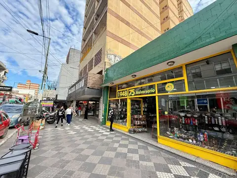 Local en Venta en Monte Grande, USD 1.800.000