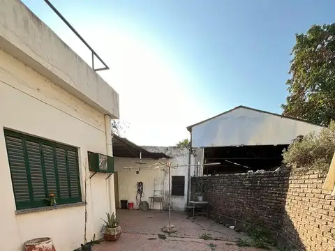 Local en Venta en Perez, USD 250.000