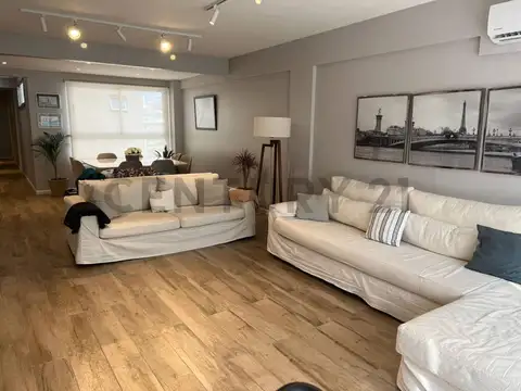 Departamento en Venta con 2 cocheras