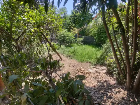 Casa 5 ambientes con 1 baño