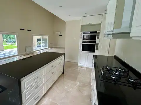 Casa en Venta 1 año