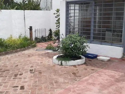 Lynch e/ Ingeniero Marconi y Julián Marconi