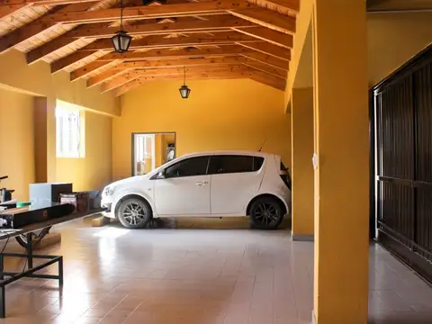 Tres Cerritos. Las Higueras 100