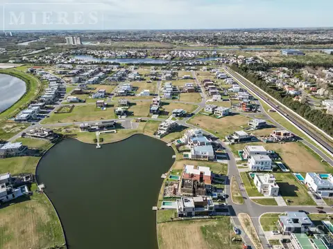 Lote en venta en el barrio Carpinchos, Nordelta