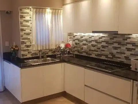 Casa en Venta en Ramos Mejia, USD 300.000