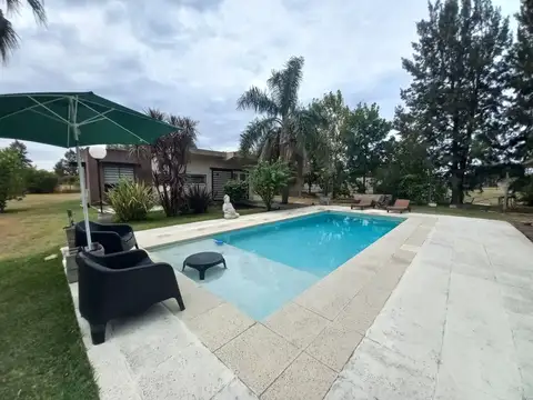 VENTA CASA CON DEPTO BARRIO LOS OMBUES FCIO VARELA