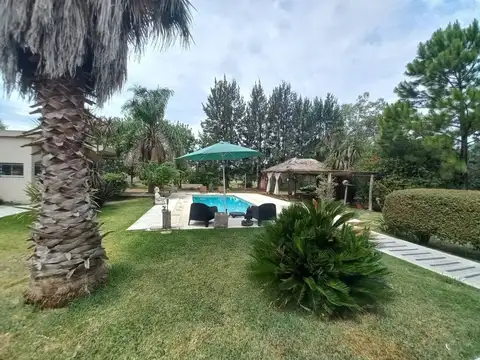 Casa en Venta con 1 cochera