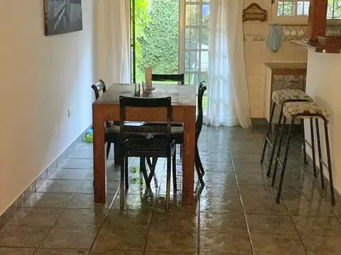 Depto Tipo Casa en Venta con 1 cocheras