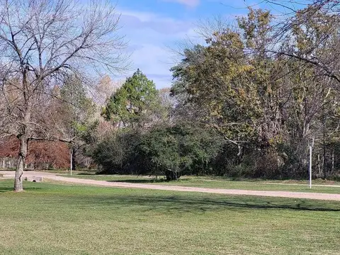 Terreno Lote  en Venta en Barrio Parque Los Pinos, Exaltació