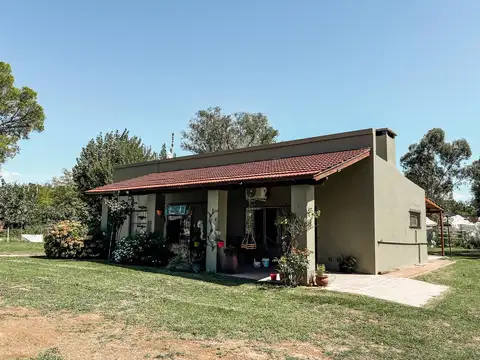 Quinta en Venta de 2 dormitorios