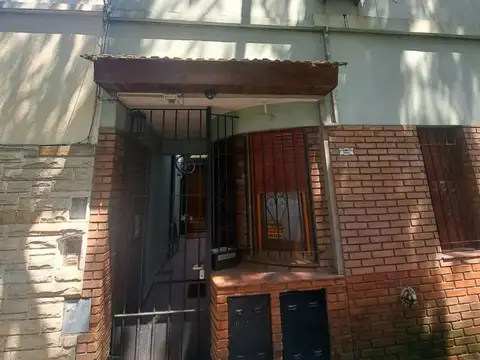Depto Tipo Casa en Venta de 4 ambientes